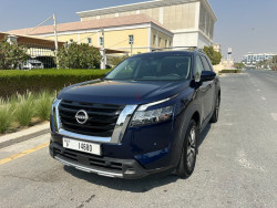 Nissan Pathfinder SL