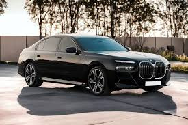 What Documents are Required to Rent a Vehicle in Sharjah?