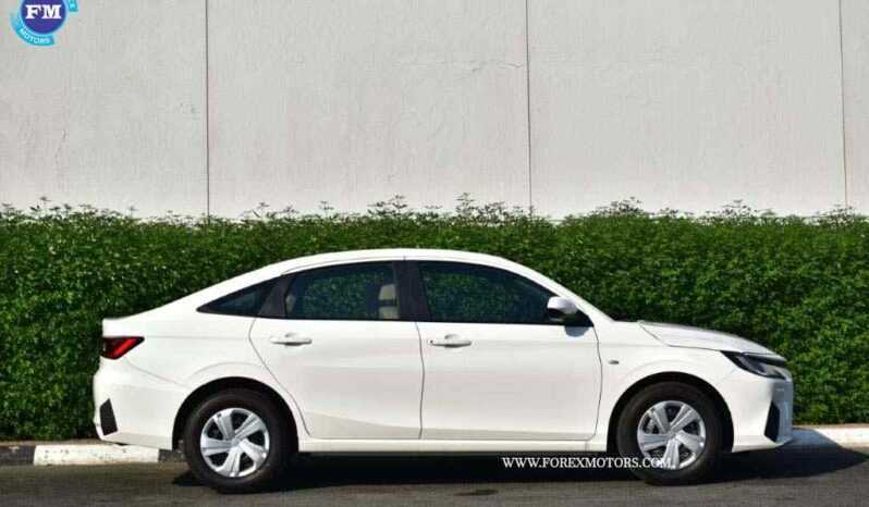 Toyota Yaris E-pic_3