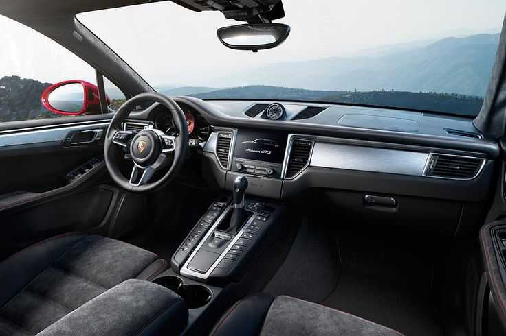 from 2545AED monthly, GCC, Porsche Macan S, 2017, 2 years warranty, Low Mileage.-pic_1