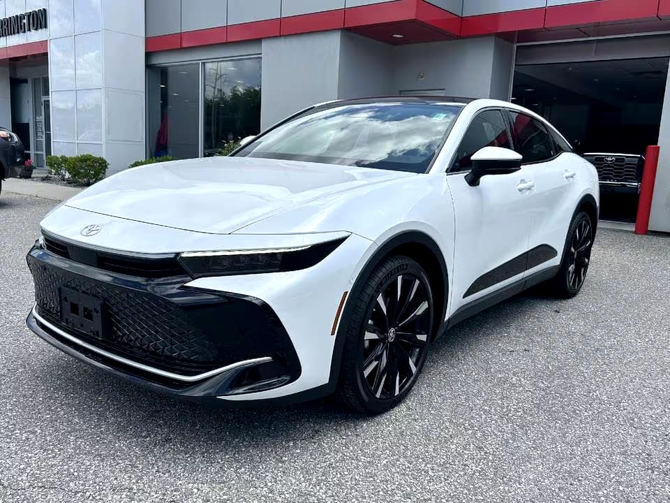 2023 Toyota Crown-pic_3