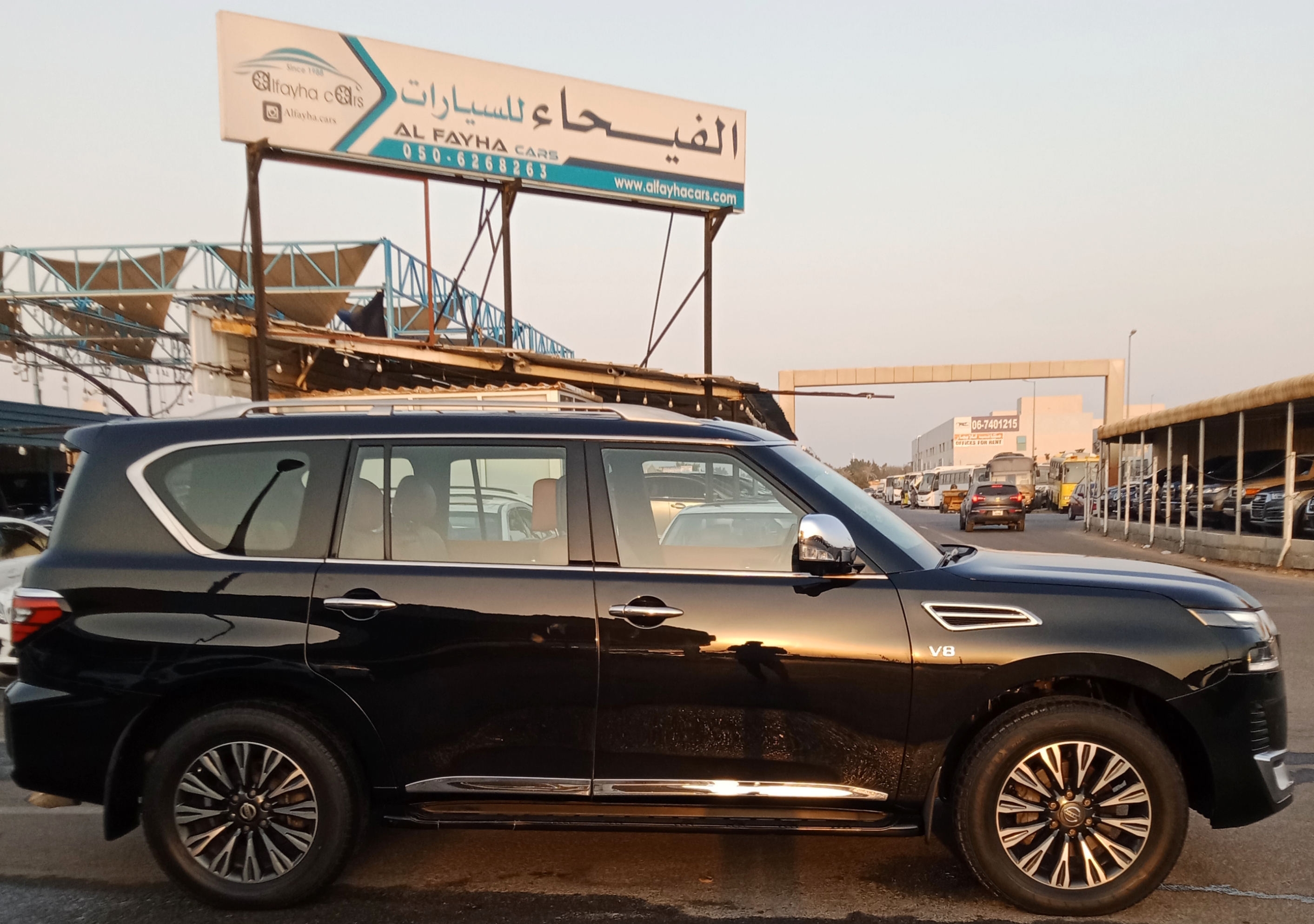 Nissan Patrol LE PLATINUM V8 5.6L Full Option Model 2011 Adapter New Look 2021-pic_5