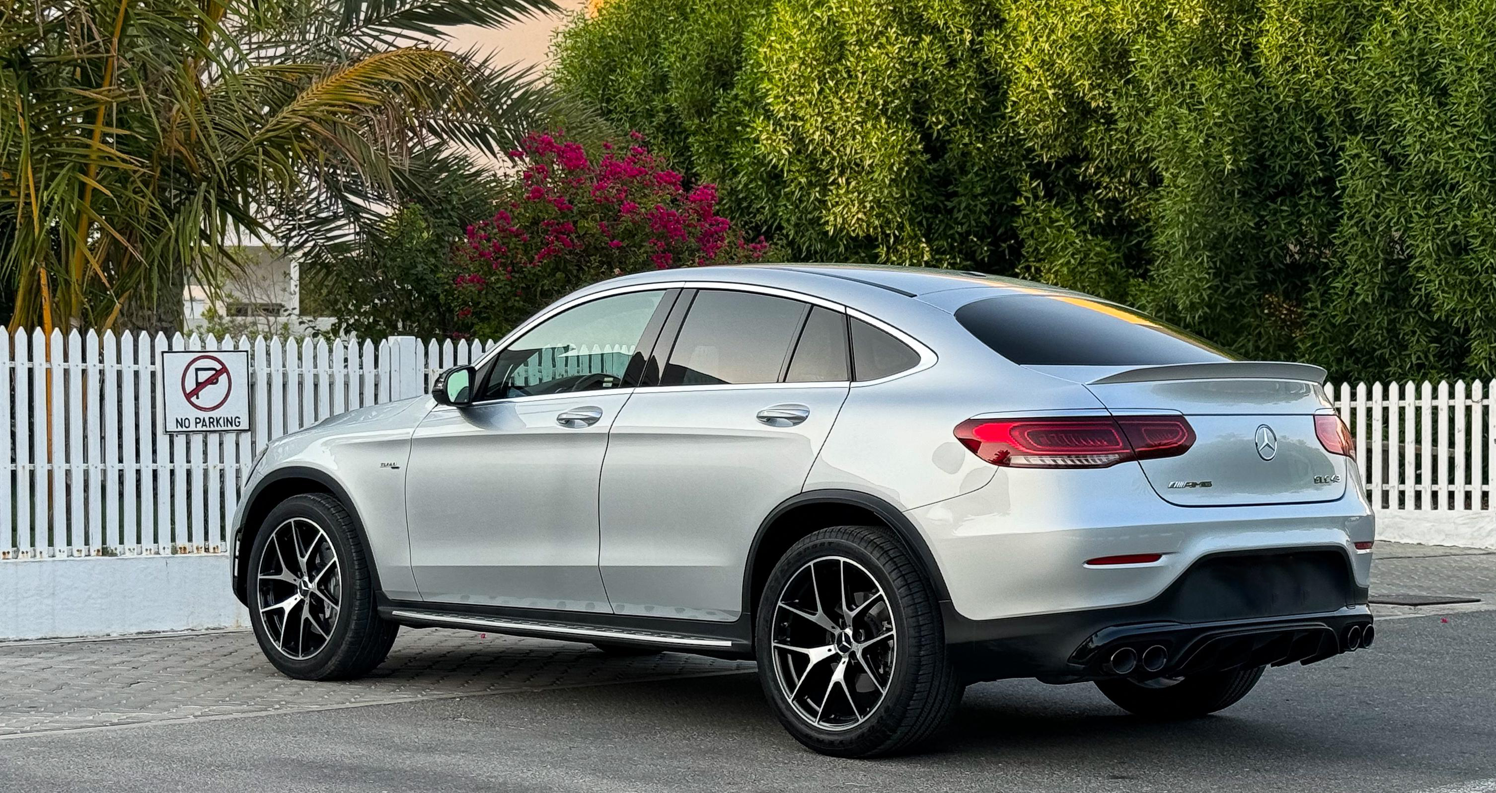 Mercedes-Benz GLC oupe AMG GLC 43 Model 2020-pic_2