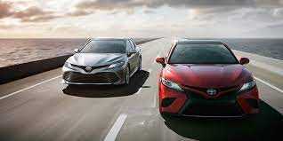RENT TOYOTA CAMRY 2017 IN DUBAI-pic_2
