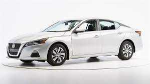 RENT NISSAN SUNNY 2022 IN DUBAI-pic_4