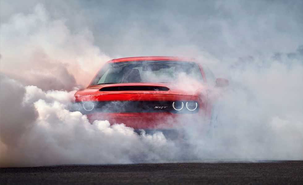 Rent DODGE CHALLENGER HELLCAT 2018-pic_1