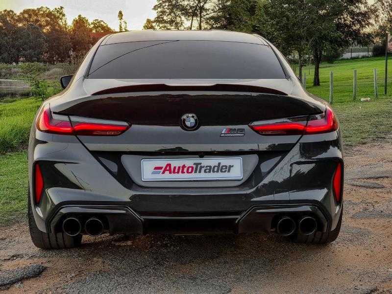 Rent 2019 BMW 850i-pic_2