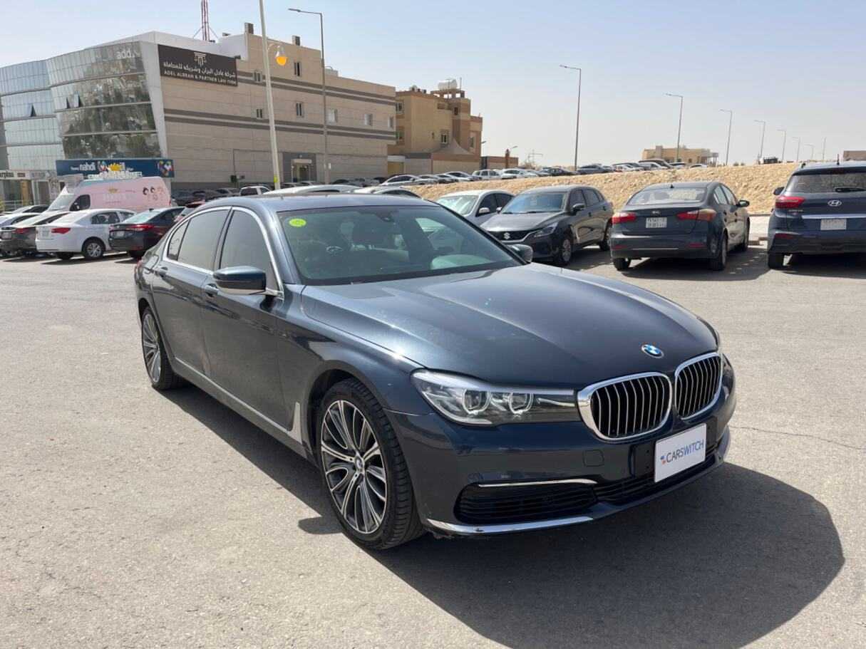 Rent BMW 760Li XDrive-pic_2