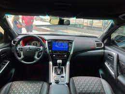 RENT MITSUBISHI MONTERO SPORT SIGNATURE EDITION-pic_2