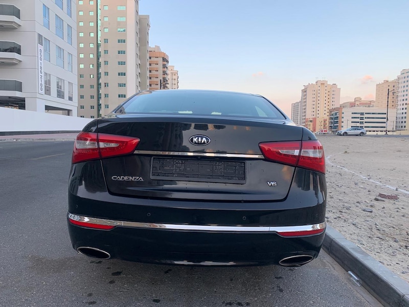 Kia Cadenza 2016 Black-pic_2