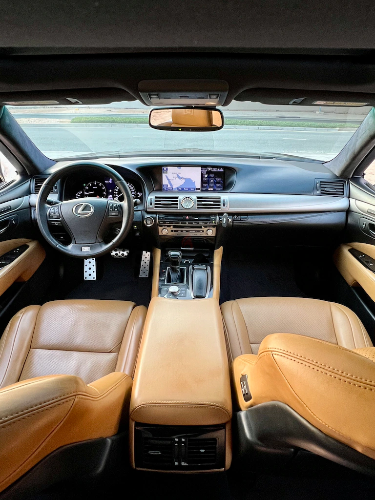 Lexus LS-Series F Sport-pic_2