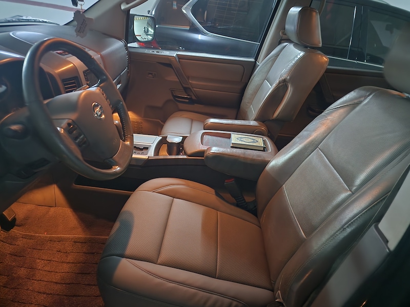 Nissan Armada LE-pic_4