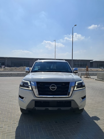 Nissan Armada Platinum-pic_2