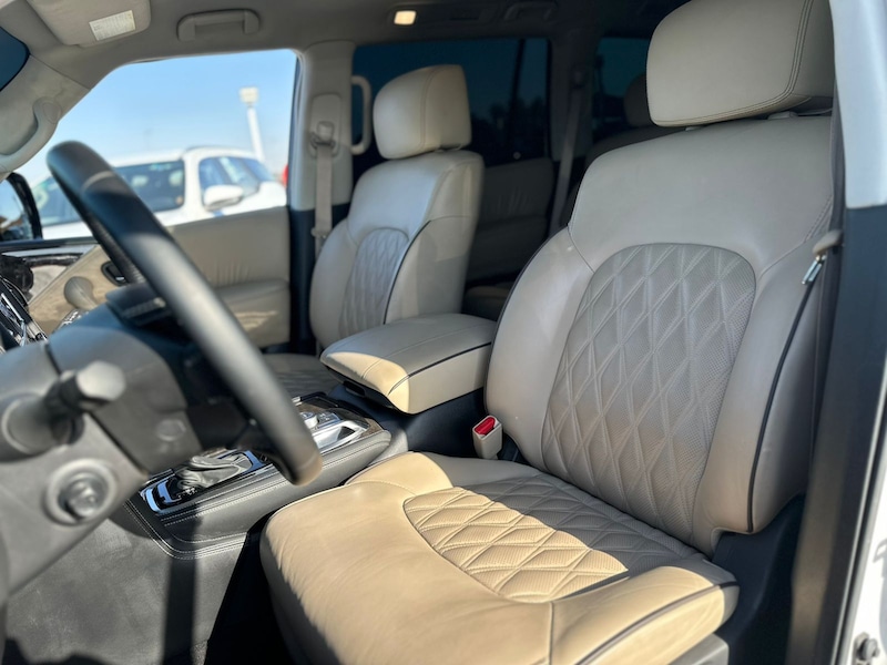 Nissan Armada Platinum-pic_1