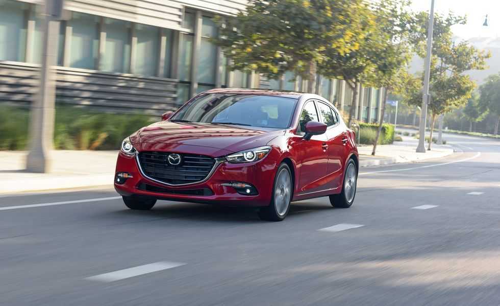 RENT MAZDA 3 SEDAN 2020-pic_2