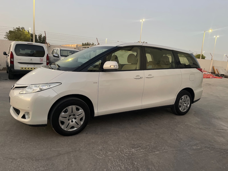 Toyota Previa-pic_2